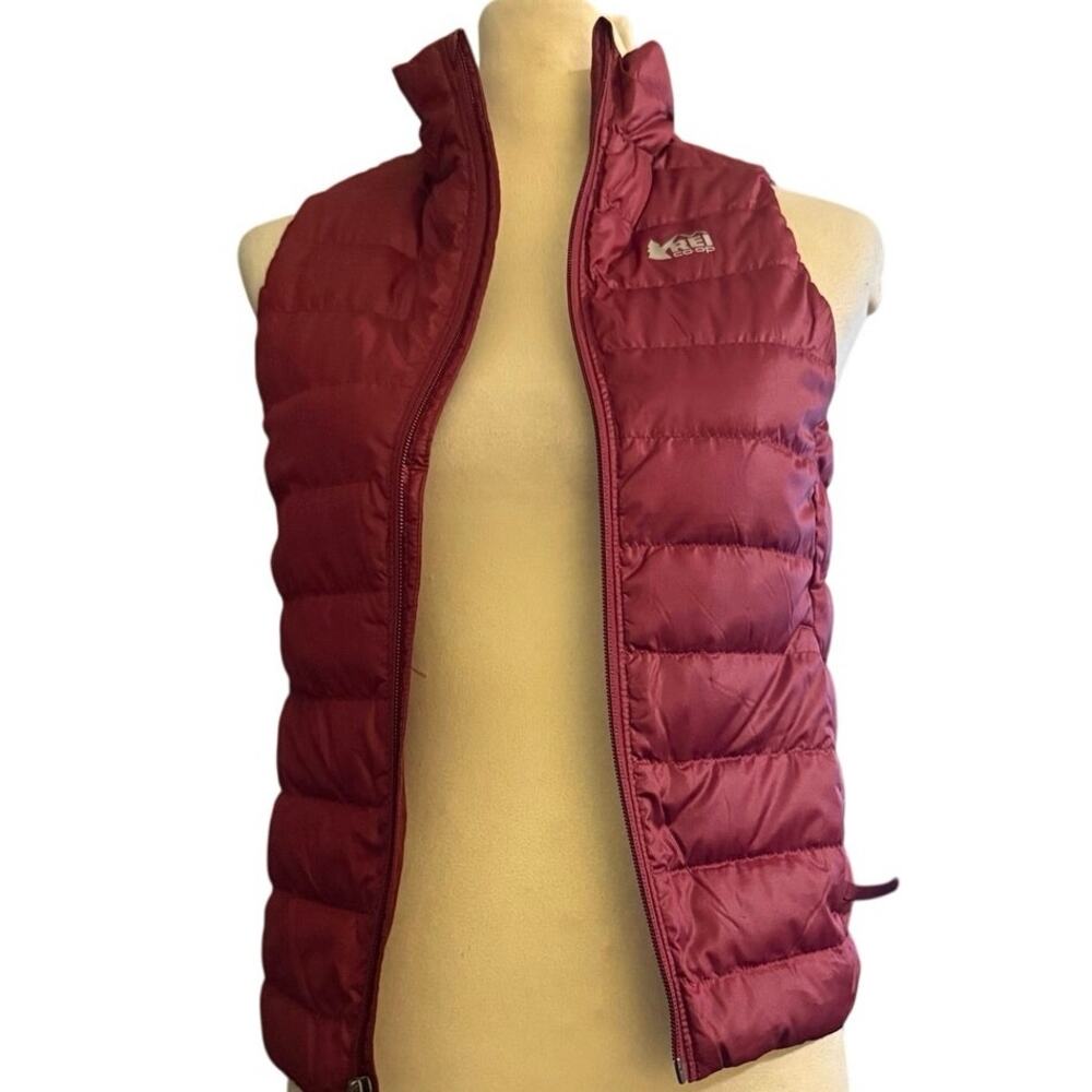 REI Co-Op Goose Down Quilted Puffer Vest, Maroon, Youth Unisex Medium